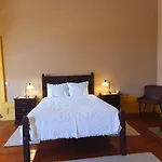 Casa Do Fundo - Sustainable & Ecotourism * Seia